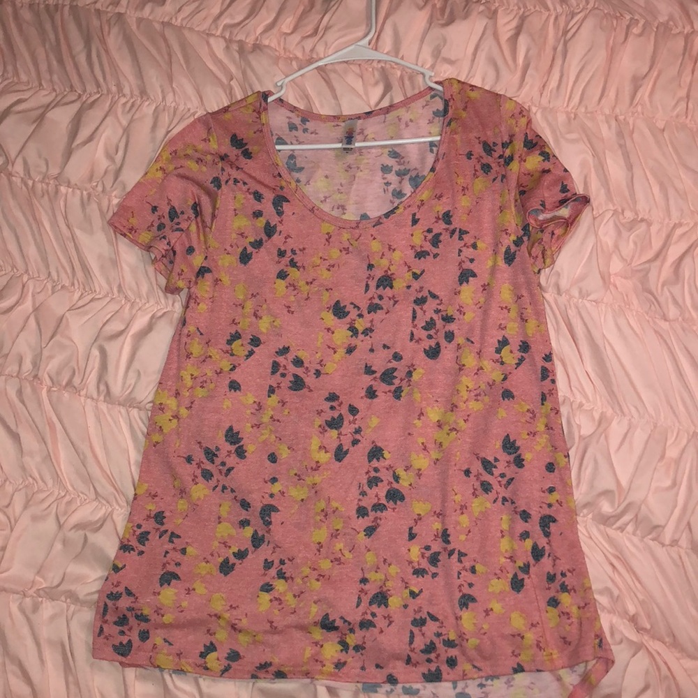 Lularoe top